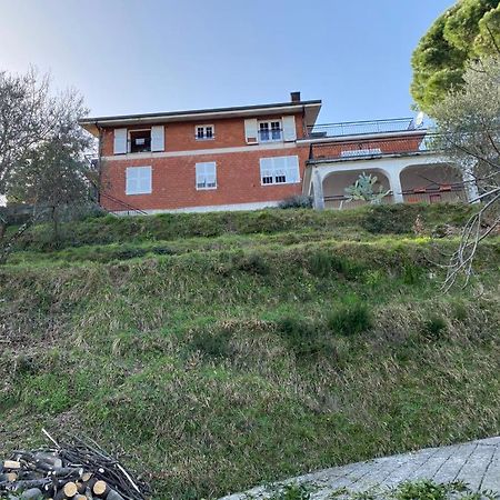 Casa Vacanza Villa Patrizia Follo Alto Kültér fotó