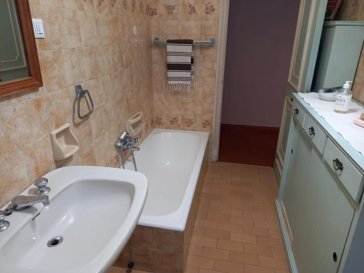 Casa Vacanza Villa Patrizia Follo Alto Kültér fotó